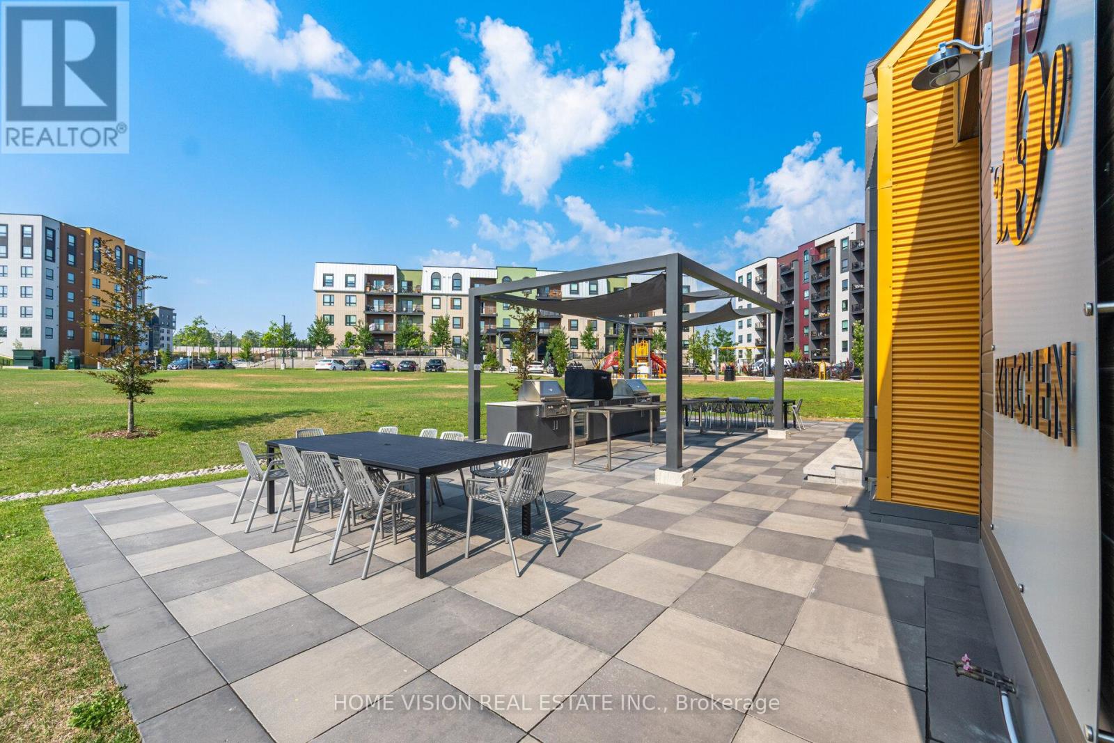 Photo 35 of 311 6 Spice Way, Barrie ON