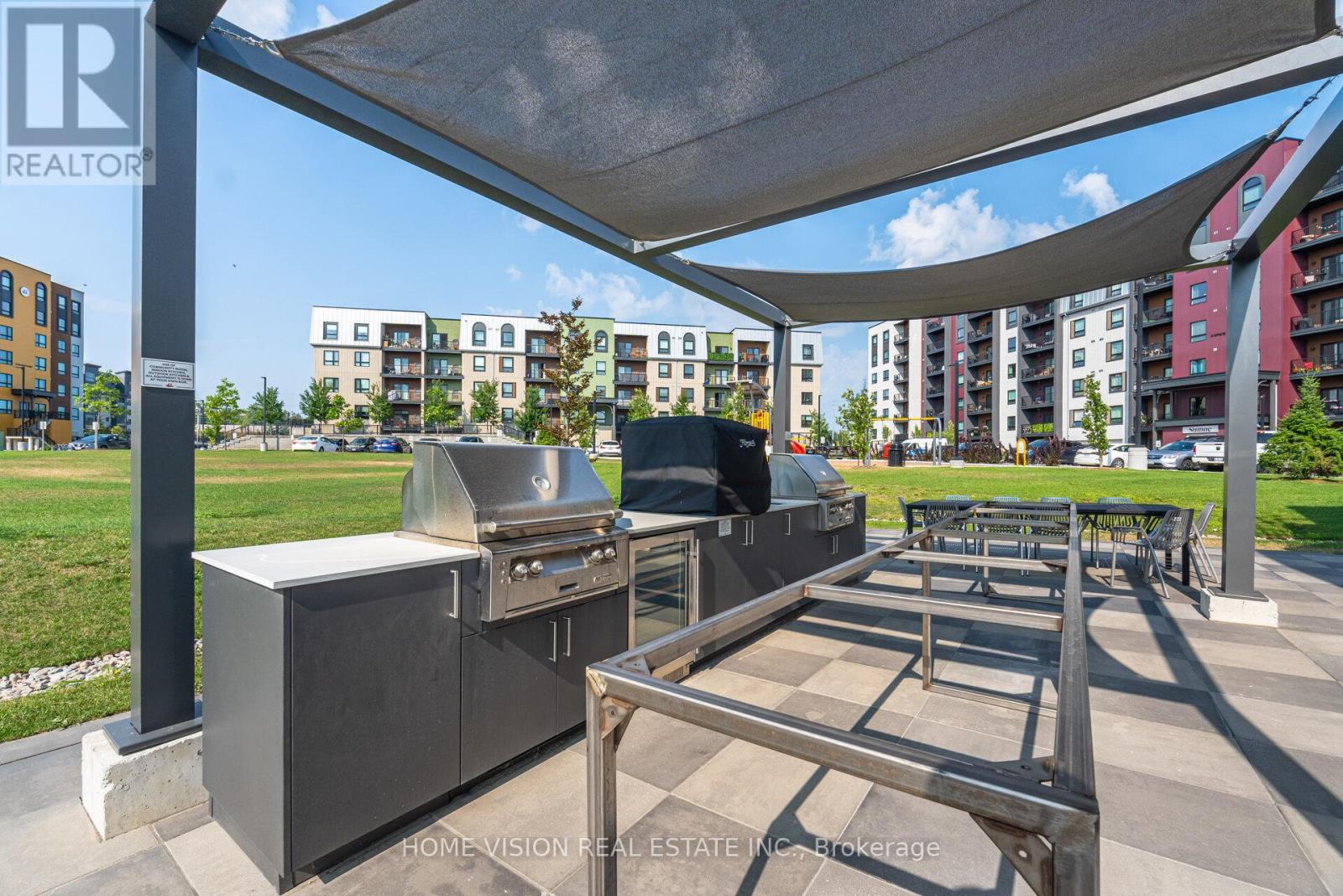 Photo 36 of 311 6 Spice Way, Barrie ON