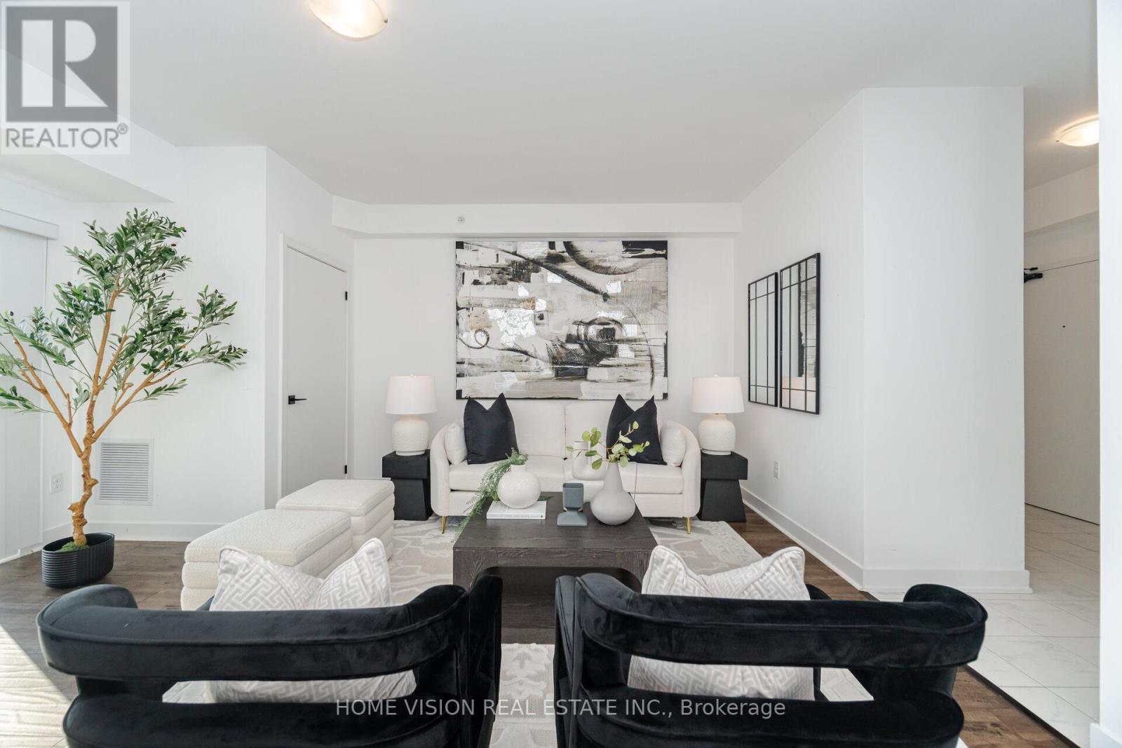 Photo 6 of 311 6 Spice Way, Barrie ON