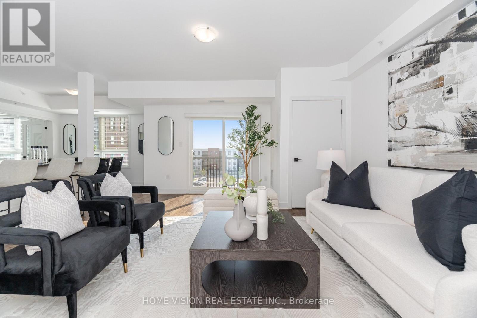 Photo 7 of 311 6 Spice Way, Barrie ON
