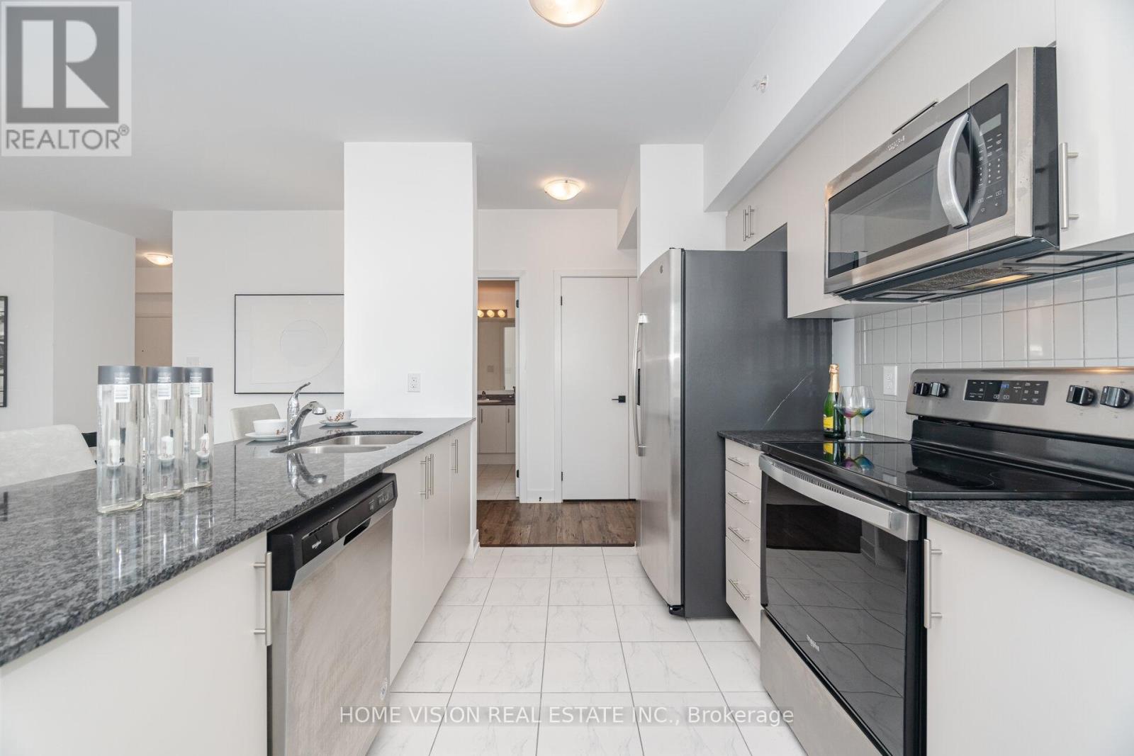 Photo 9 of 311 6 Spice Way, Barrie ON