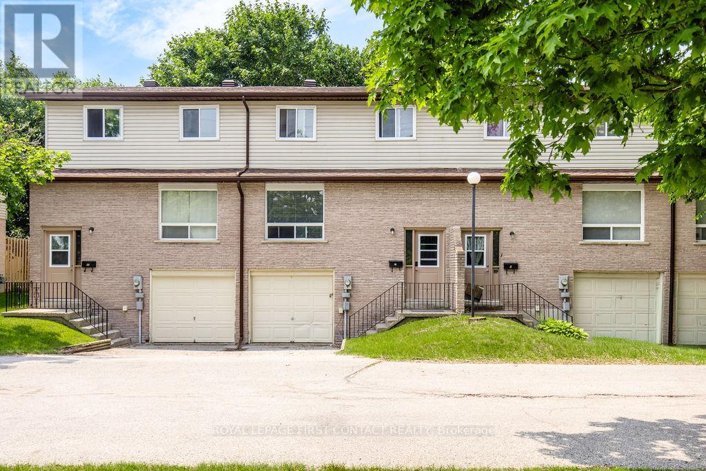 Photo 28 of 10 1095 Mississaga Street W, Orillia ON