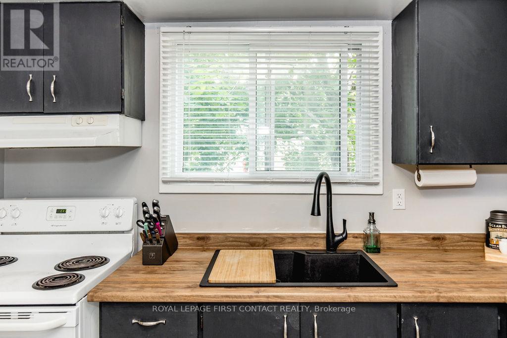 Photo 19 of 10 1095 Mississaga Street W, Orillia ON
