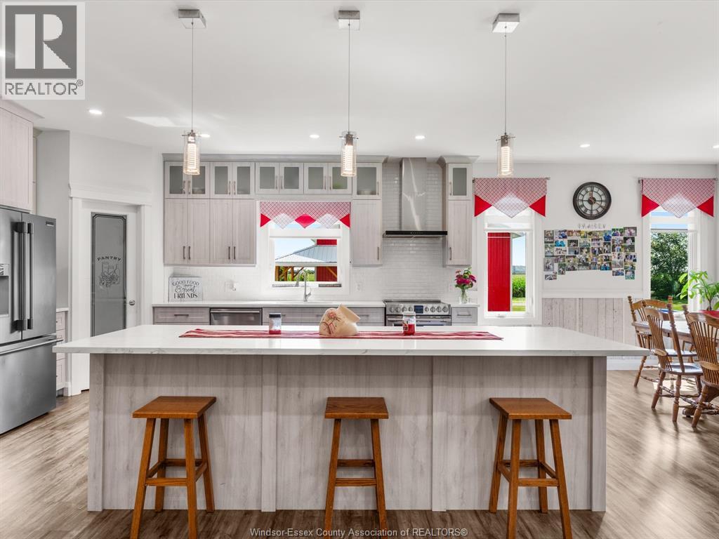 Photo 1 of 1808 Mersea Rd 10, Leamington ON