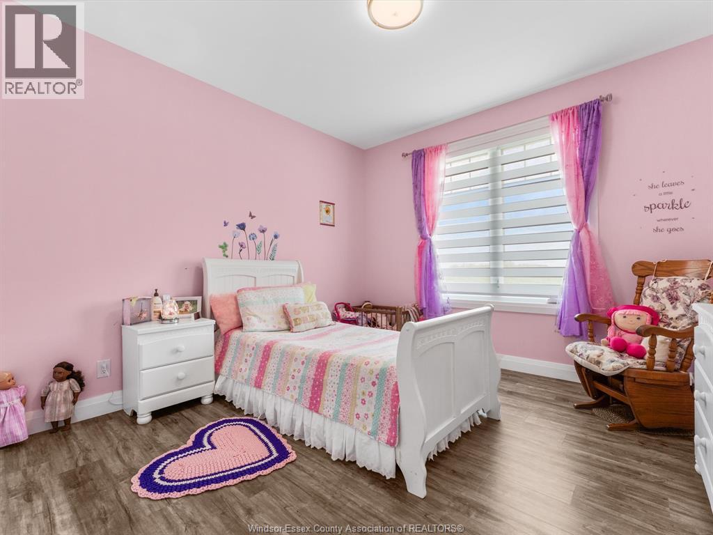 Photo 27 of 1808 Mersea Rd 10, Leamington ON