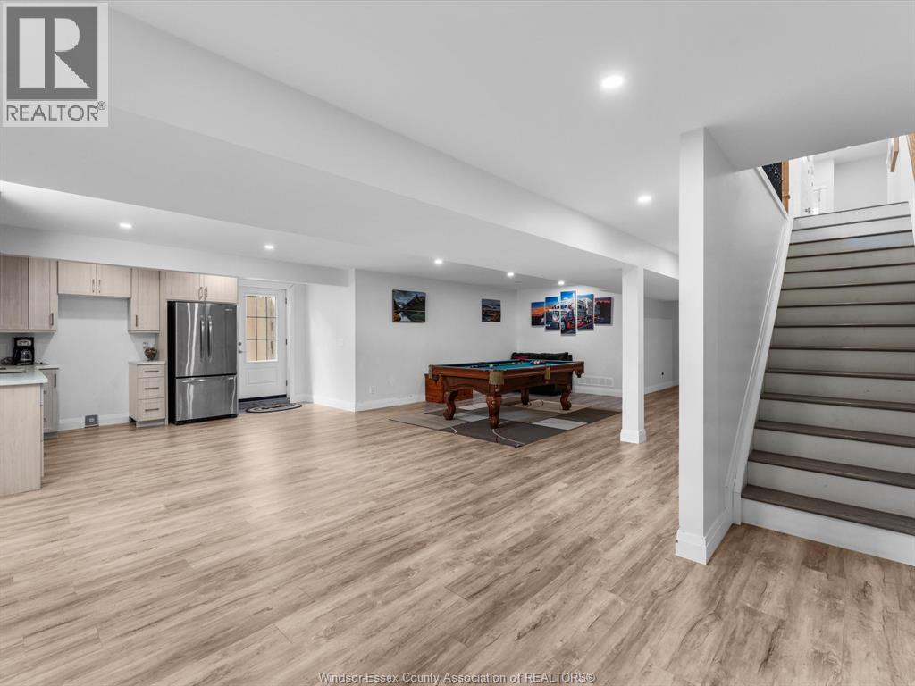 Photo 4 of 1808 Mersea Rd 10, Leamington ON