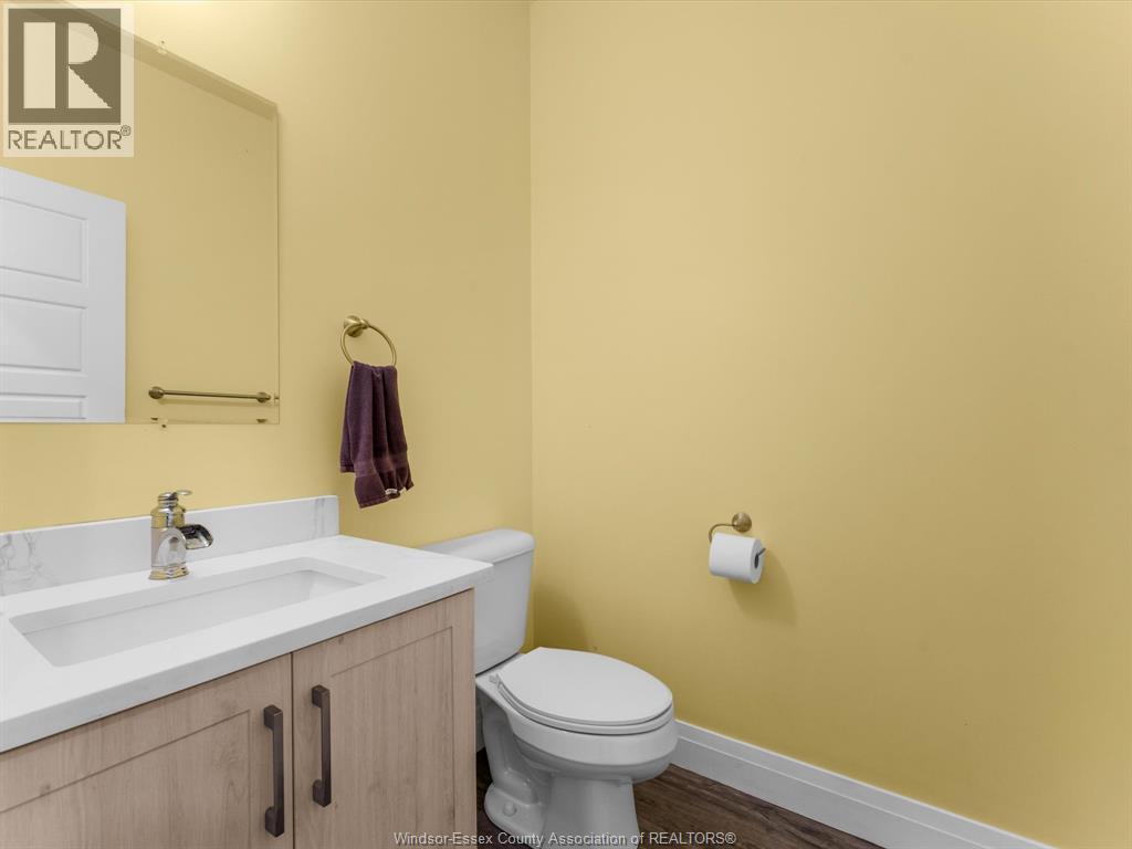Photo 45 of 1808 Mersea Rd 10, Leamington ON