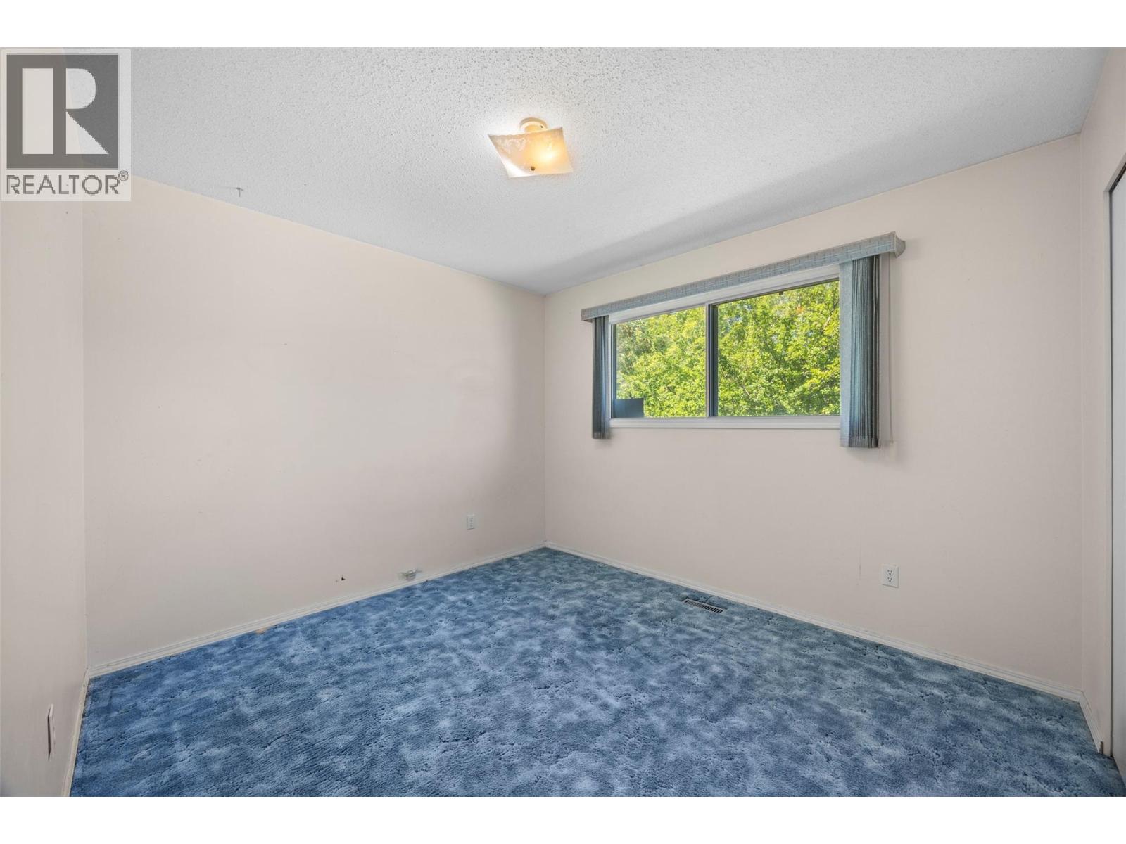 Photo 14 of 906 Klahanie Drive, Kamloops BC