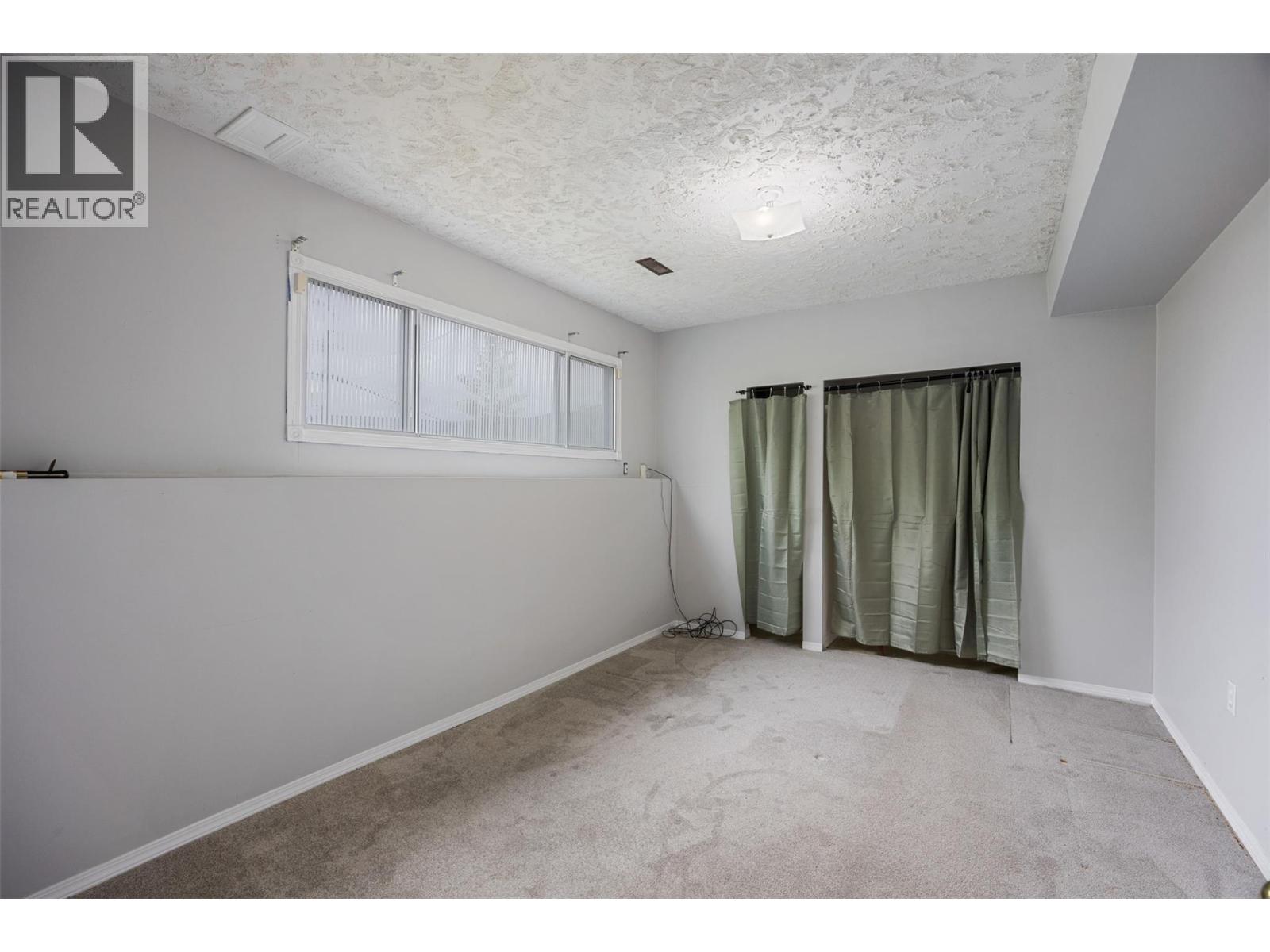 Photo 24 of 906 Klahanie Drive, Kamloops BC