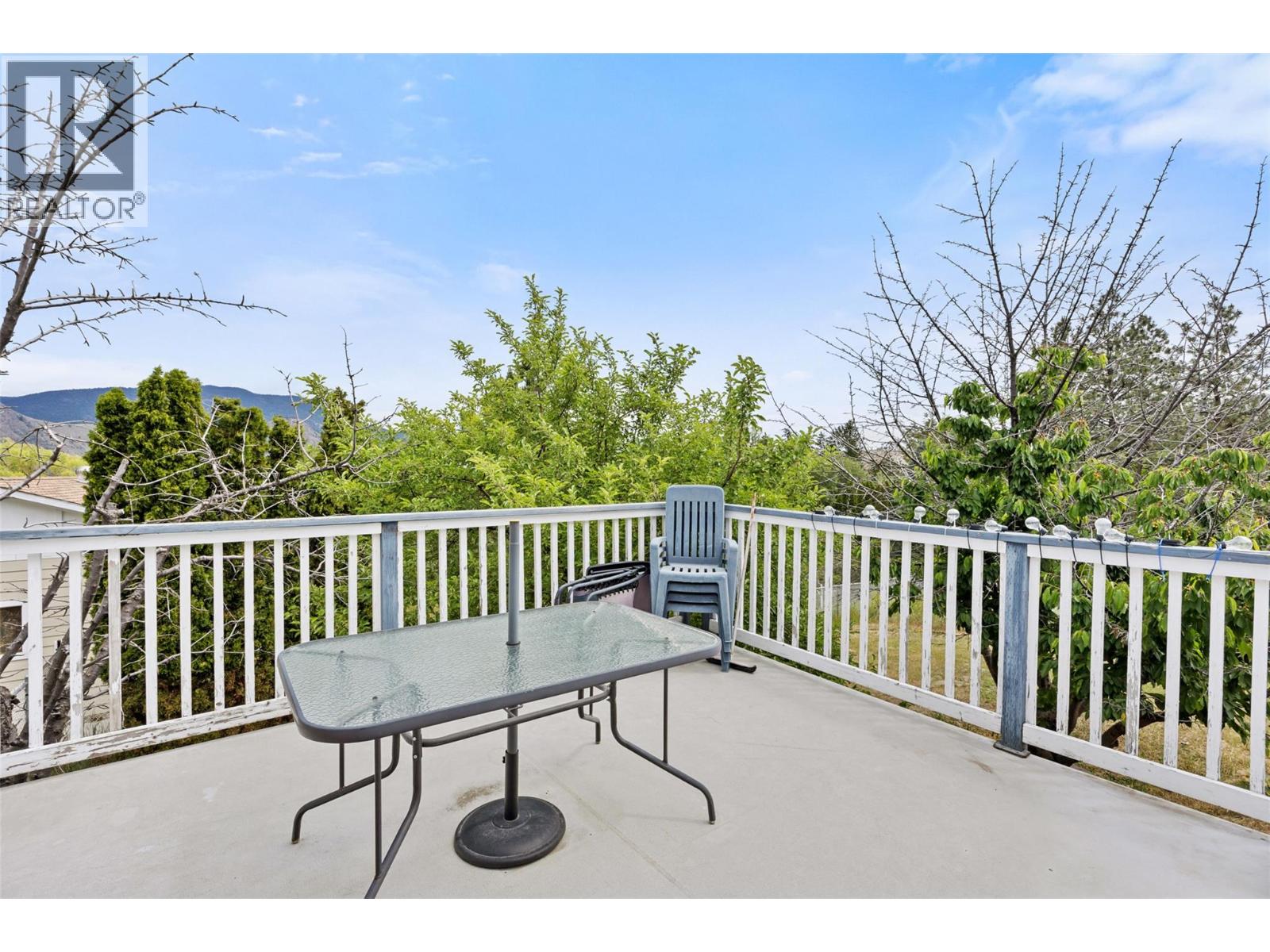 Photo 27 of 906 Klahanie Drive, Kamloops BC
