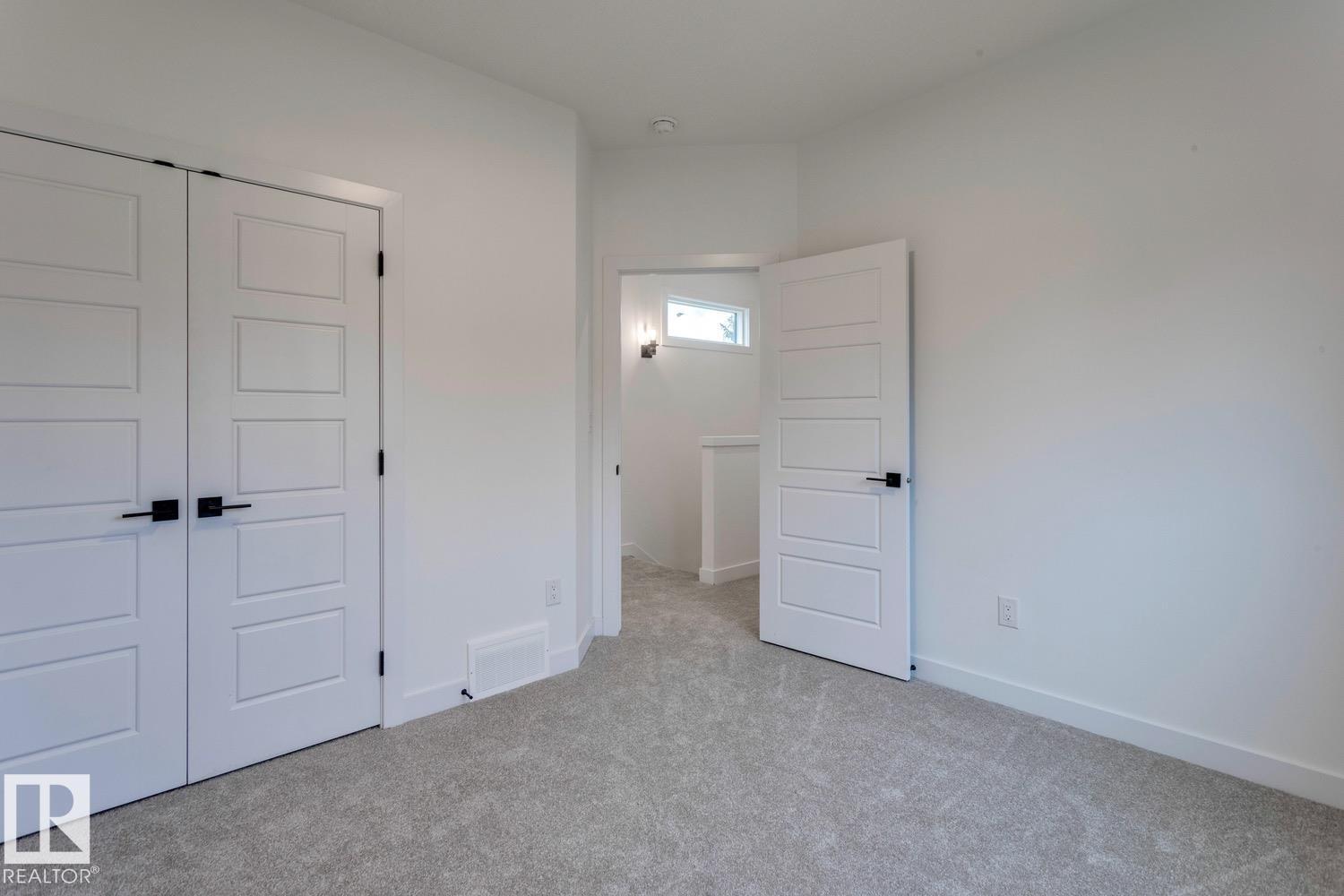Photo 26 of 11340 130 St Nw, Edmonton AB