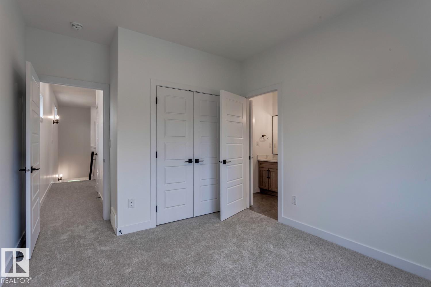 Photo 31 of 11340 130 St Nw, Edmonton AB