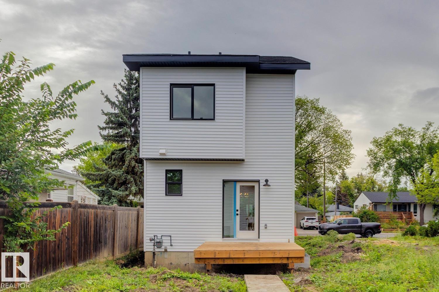 Photo 39 of 11340 130 St Nw, Edmonton AB