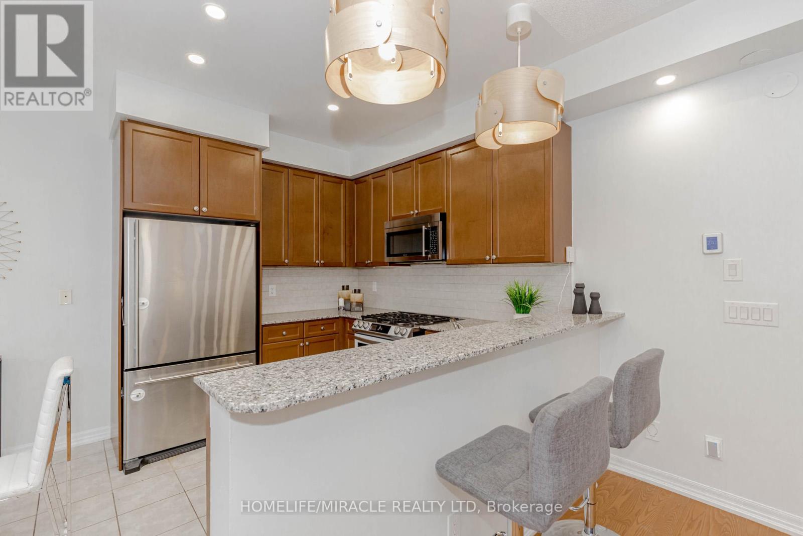 Photo 14 of 8 Whitmer Street, Milton ON