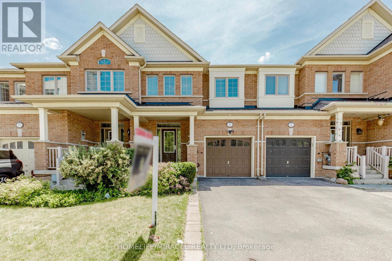 Photo 2 of 8 Whitmer Street, Milton ON