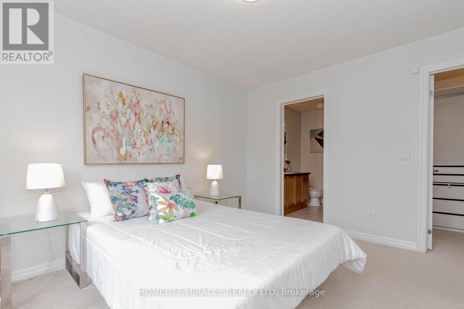 Photo 28 of 8 Whitmer Street, Milton ON