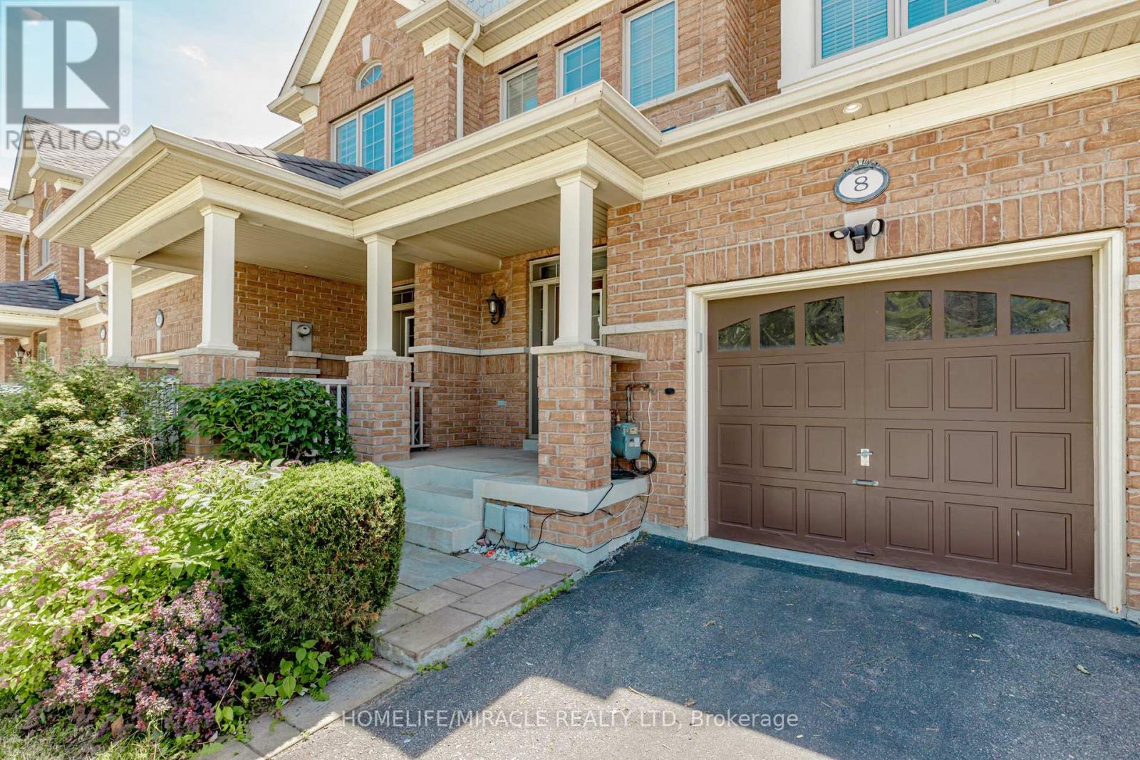 Photo 3 of 8 Whitmer Street, Milton ON