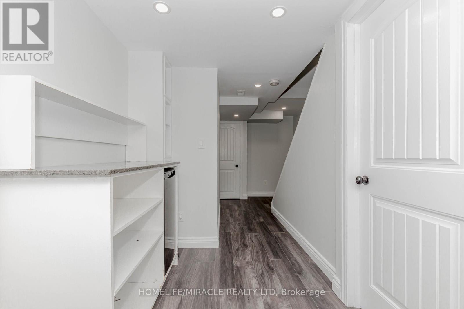 Photo 44 of 8 Whitmer Street, Milton ON