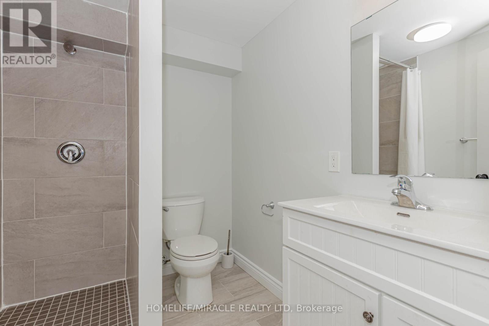 Photo 47 of 8 Whitmer Street, Milton ON
