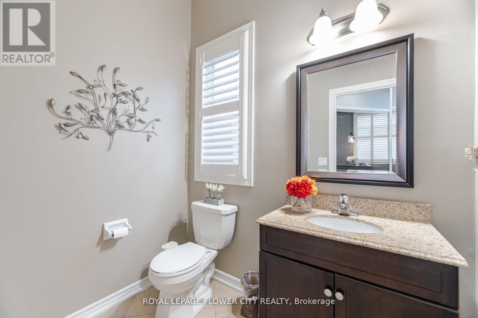Photo 24 of 51 Mountain Ridge Road, Brampton ON