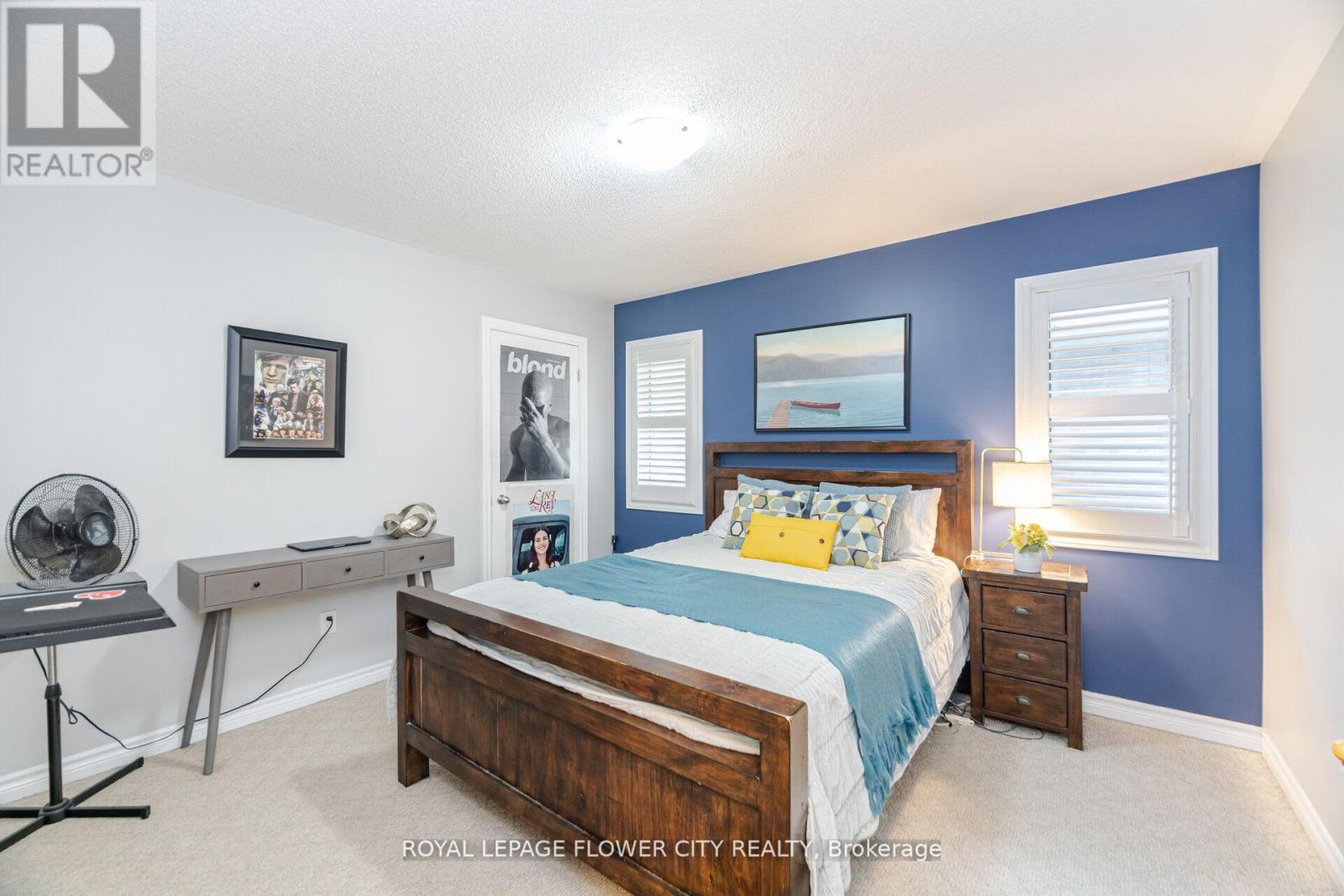 Photo 36 of 51 Mountain Ridge Road, Brampton ON