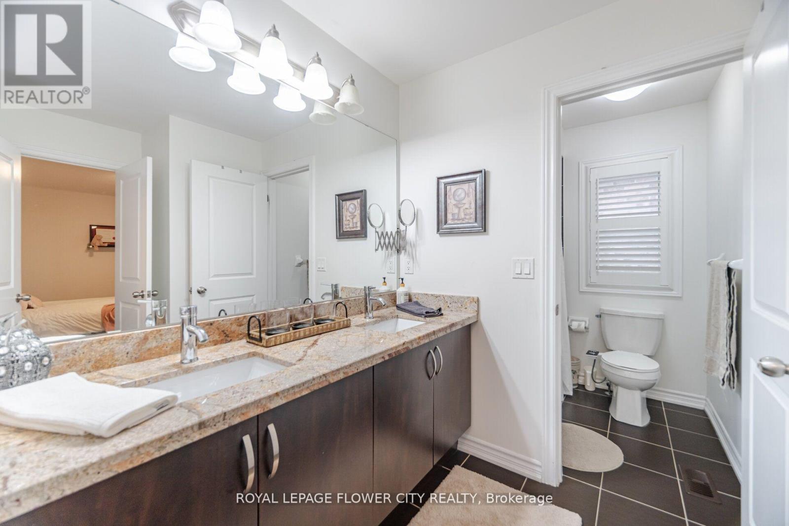 Photo 38 of 51 Mountain Ridge Road, Brampton ON