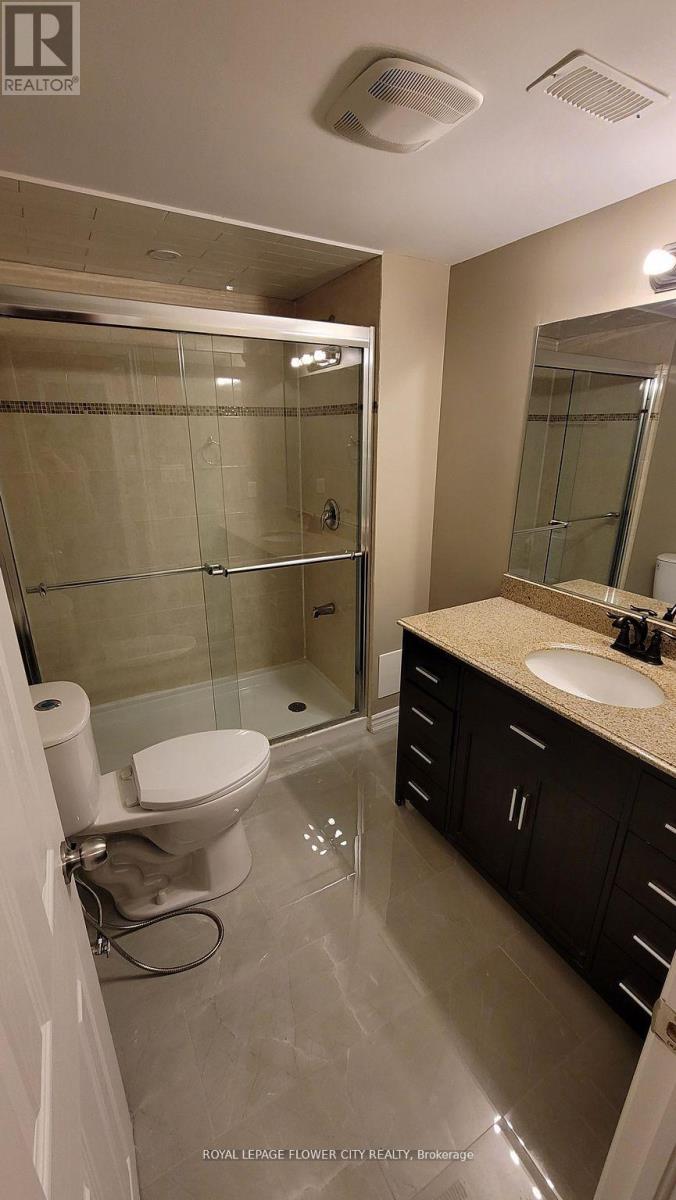 Photo 41 of 51 Mountain Ridge Road, Brampton ON