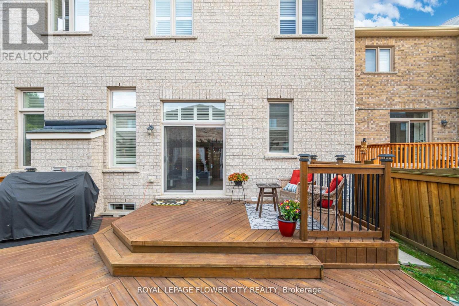 Photo 45 of 51 Mountain Ridge Road, Brampton ON