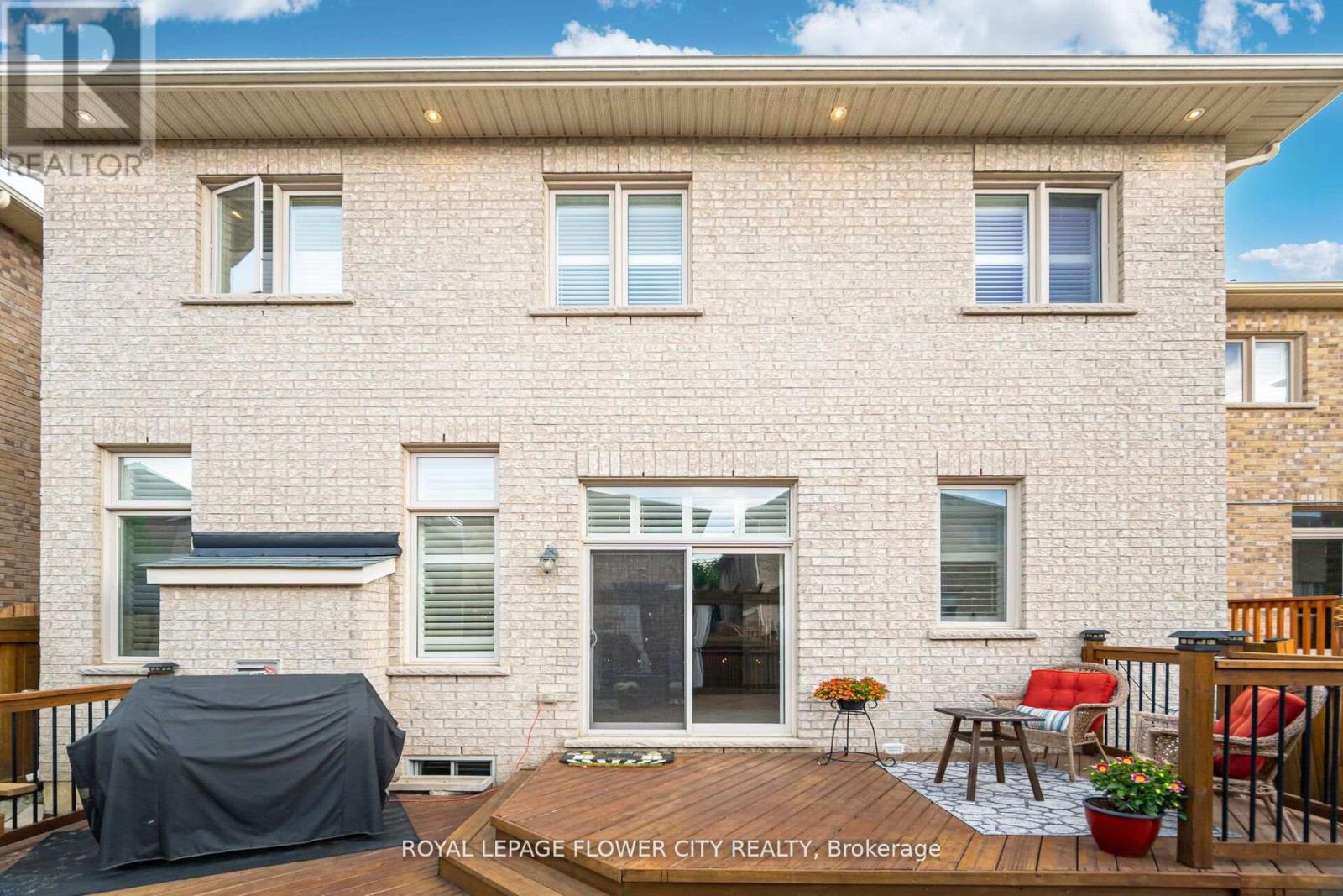 Photo 50 of 51 Mountain Ridge Road, Brampton ON