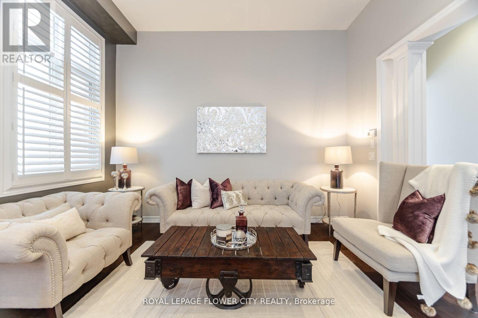 Photo 9 of 51 Mountain Ridge Road, Brampton ON