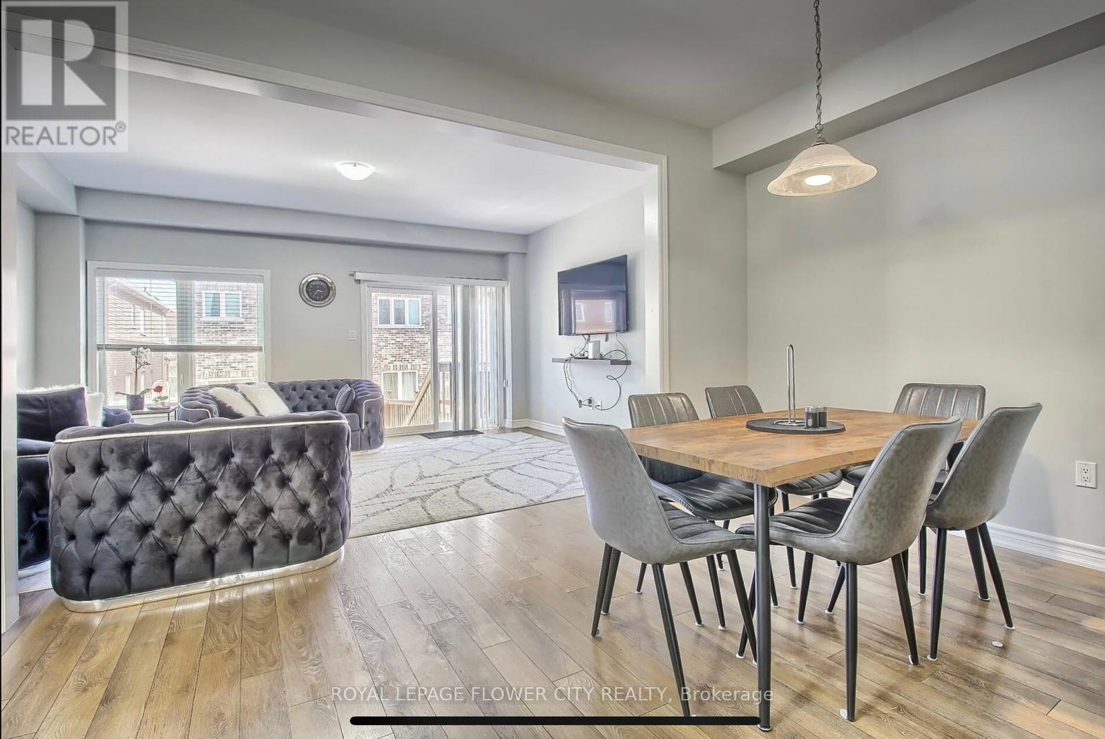 Photo 16 of 77 French Park Circle, Brampton ON