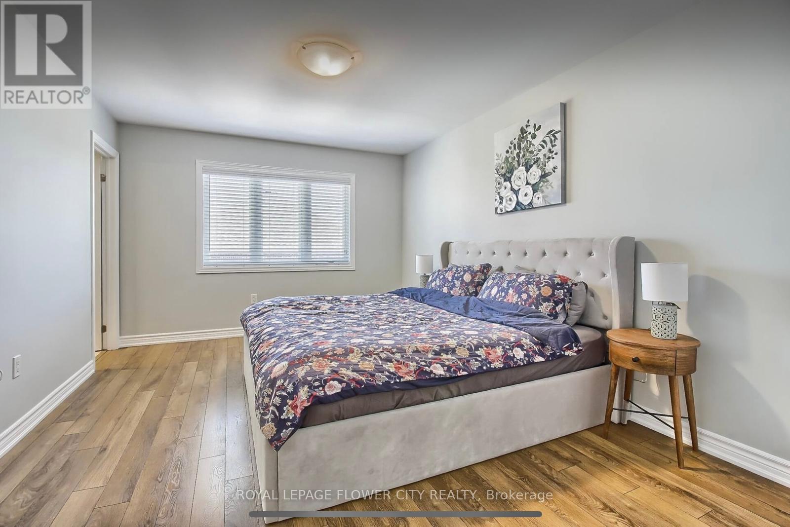 Photo 18 of 77 French Park Circle, Brampton ON
