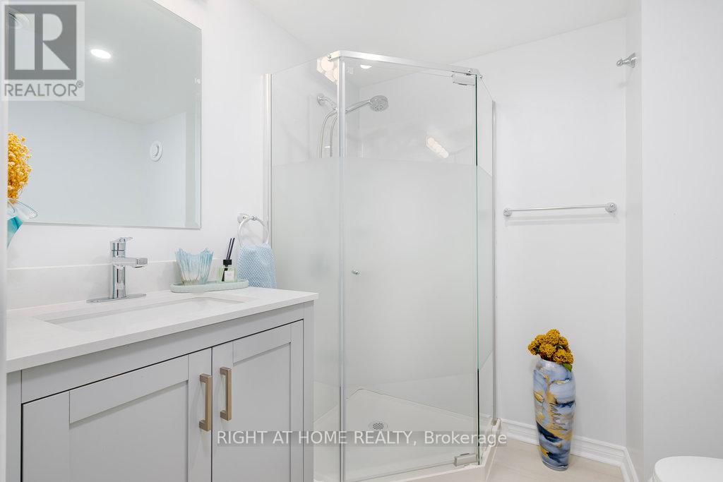 Photo 38 of 4512 Kelly Farm Drive, Ottawa ON