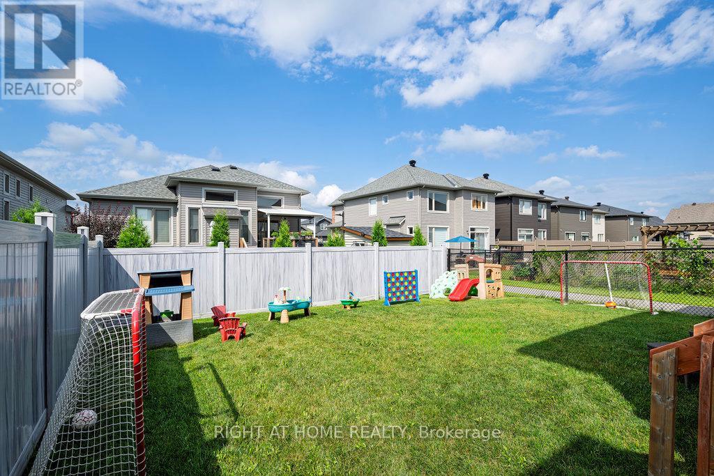 Photo 48 of 4512 Kelly Farm Drive, Ottawa ON