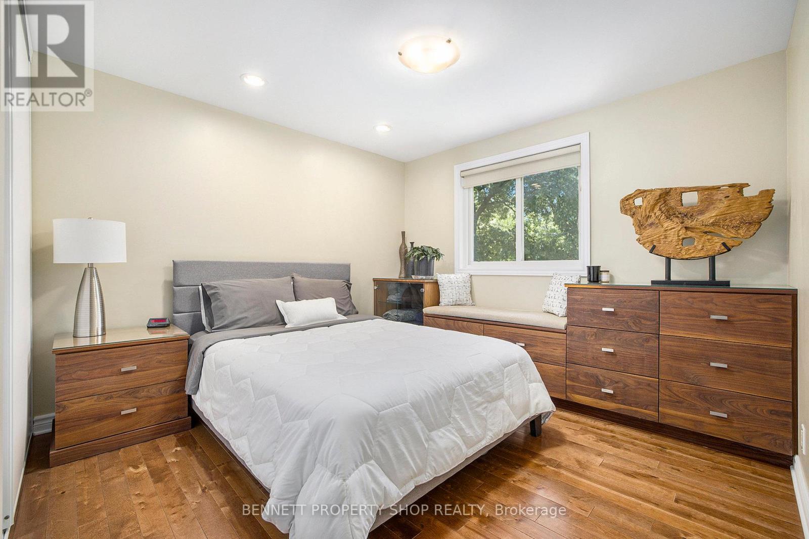 Photo 13 of 1476 Maxime Street, Ottawa ON