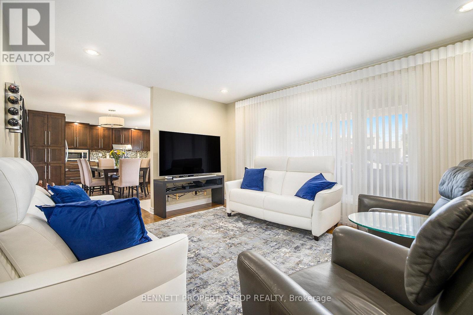 Photo 7 of 1476 Maxime Street, Ottawa ON