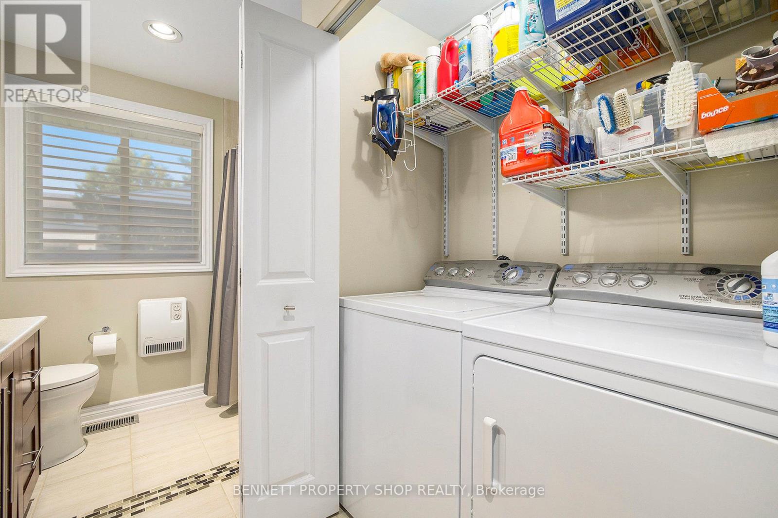 Photo 9 of 1476 Maxime Street, Ottawa ON