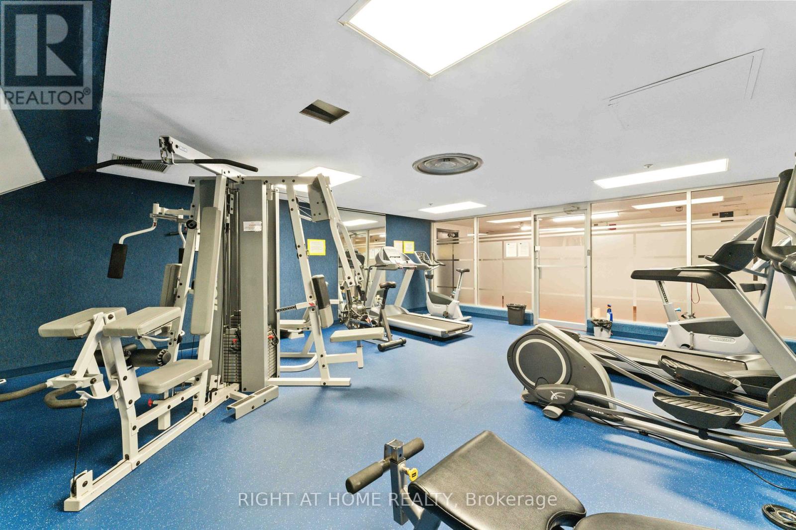 Photo 31 of 302 555 Brittany Drive, Ottawa ON