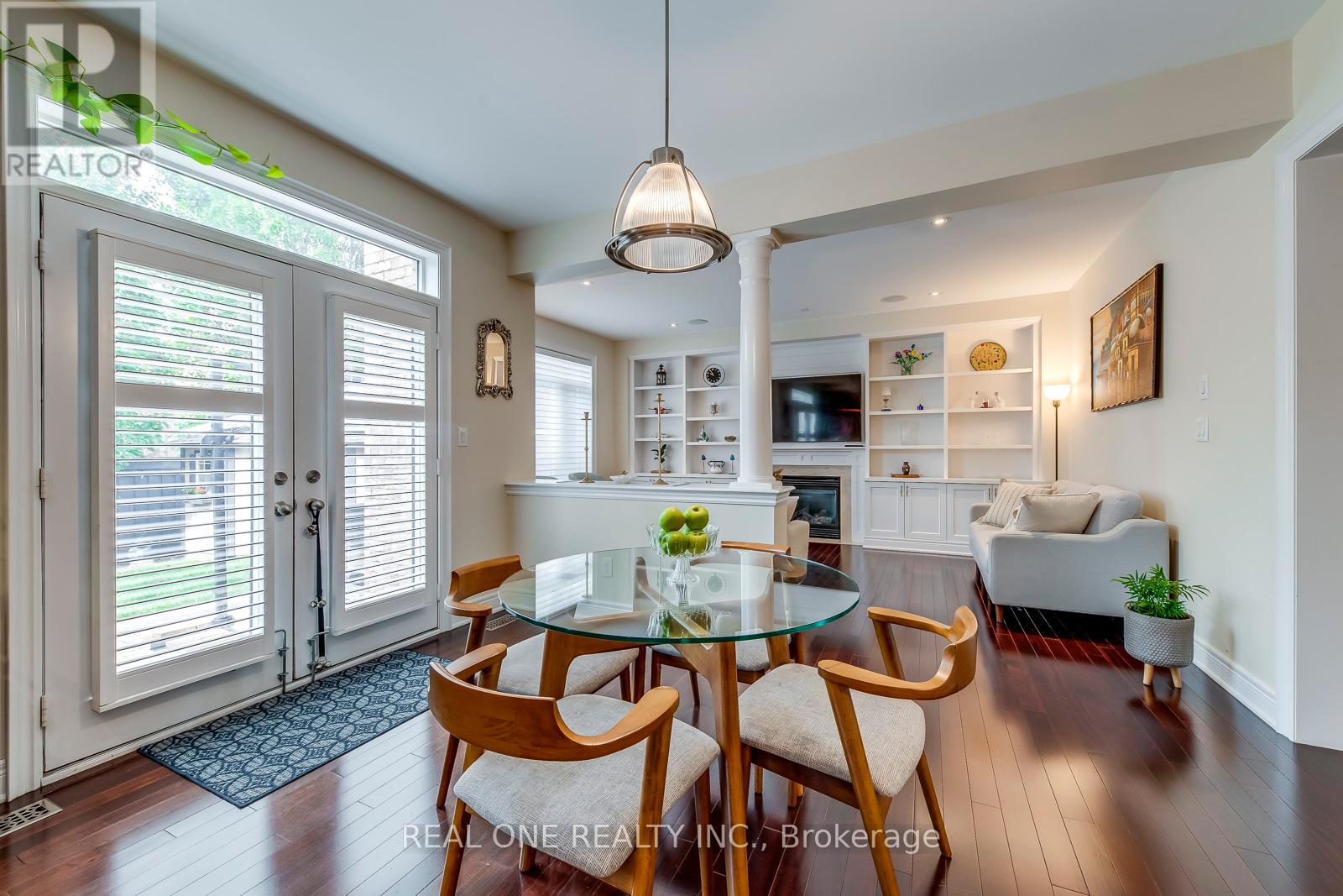 Photo 47 of 2336 Thruxton Drive, Oakville ON