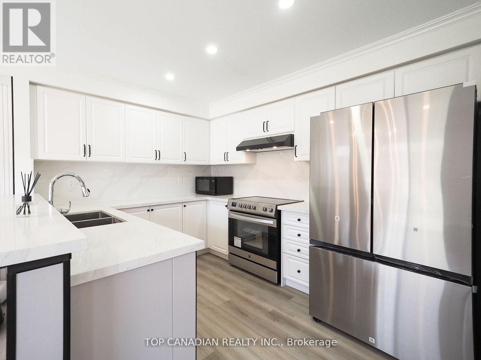 Photo 14 of 5827 Rainberry Drive, Mississauga ON