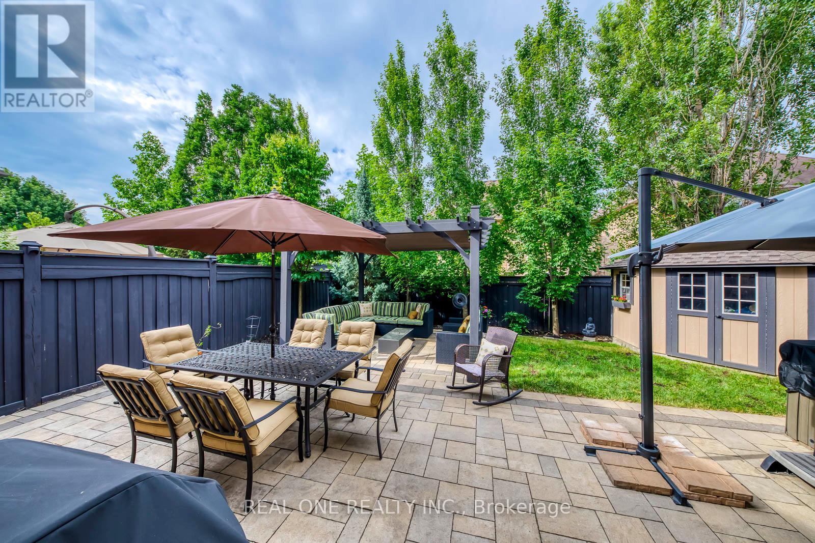 Photo 22 of 2336 Thruxton Drive, Oakville ON