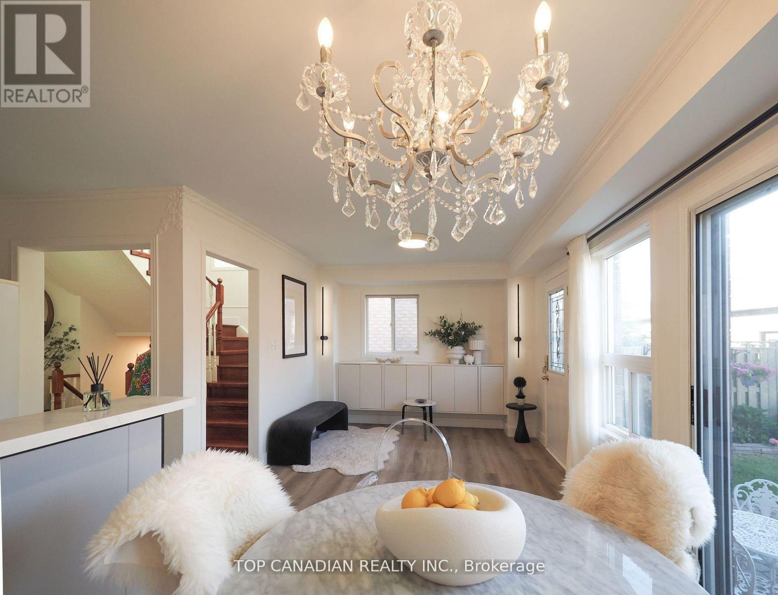 Photo 19 of 5827 Rainberry Drive, Mississauga ON