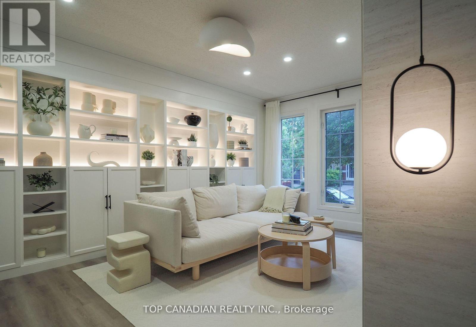 Photo 23 of 5827 Rainberry Drive, Mississauga ON