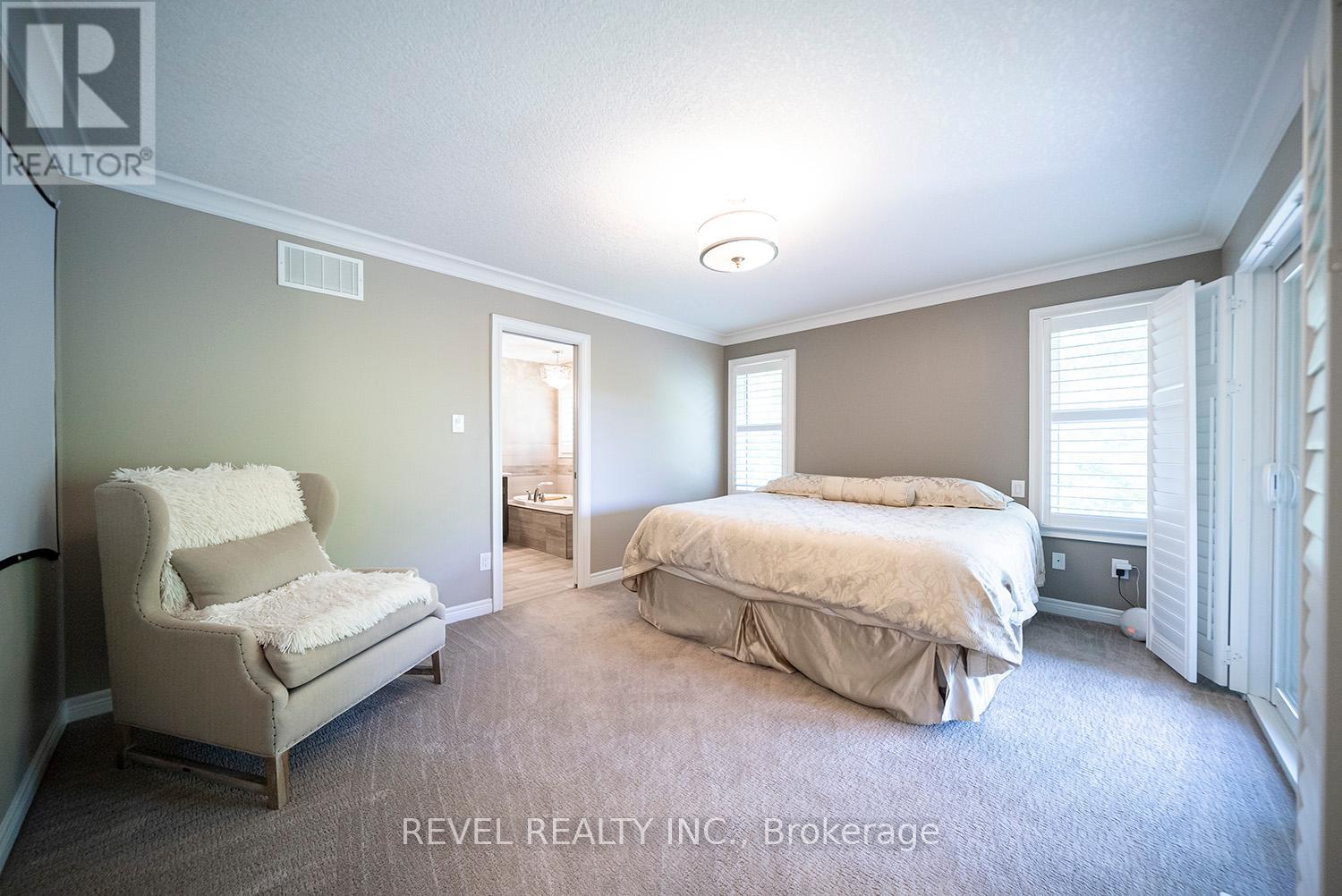 Photo 40 of 2 158 Willow Street, Brant ON