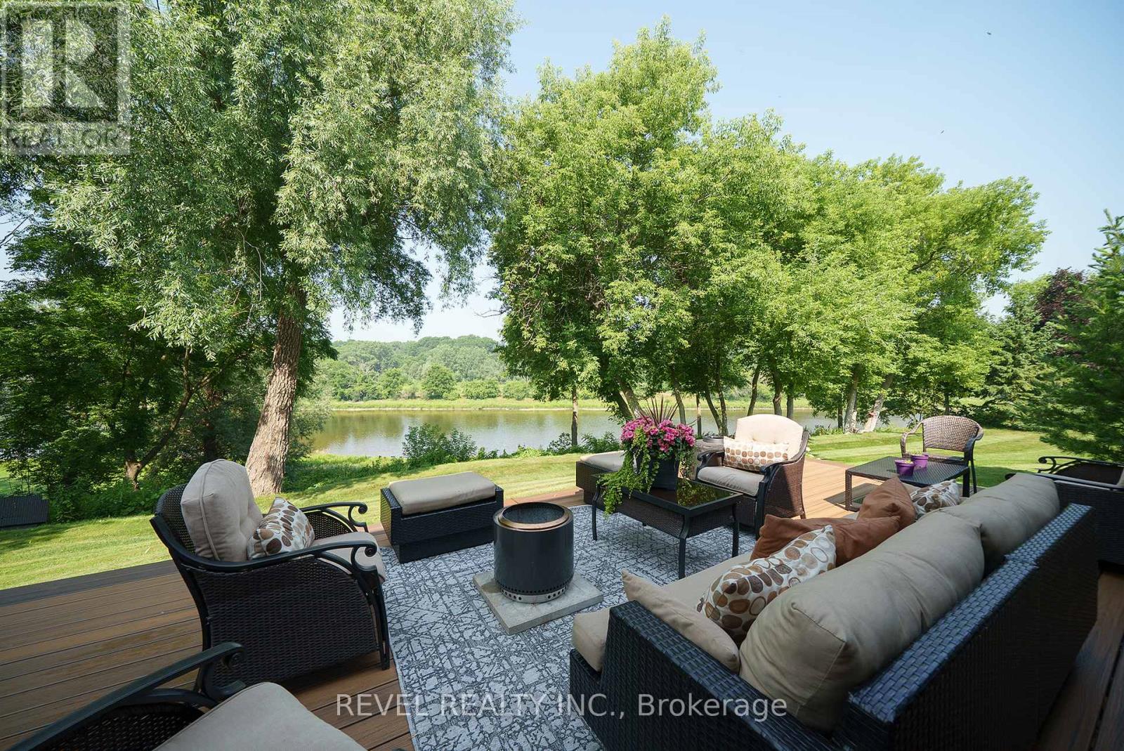 Photo 12 of 2 158 Willow Street, Brant ON