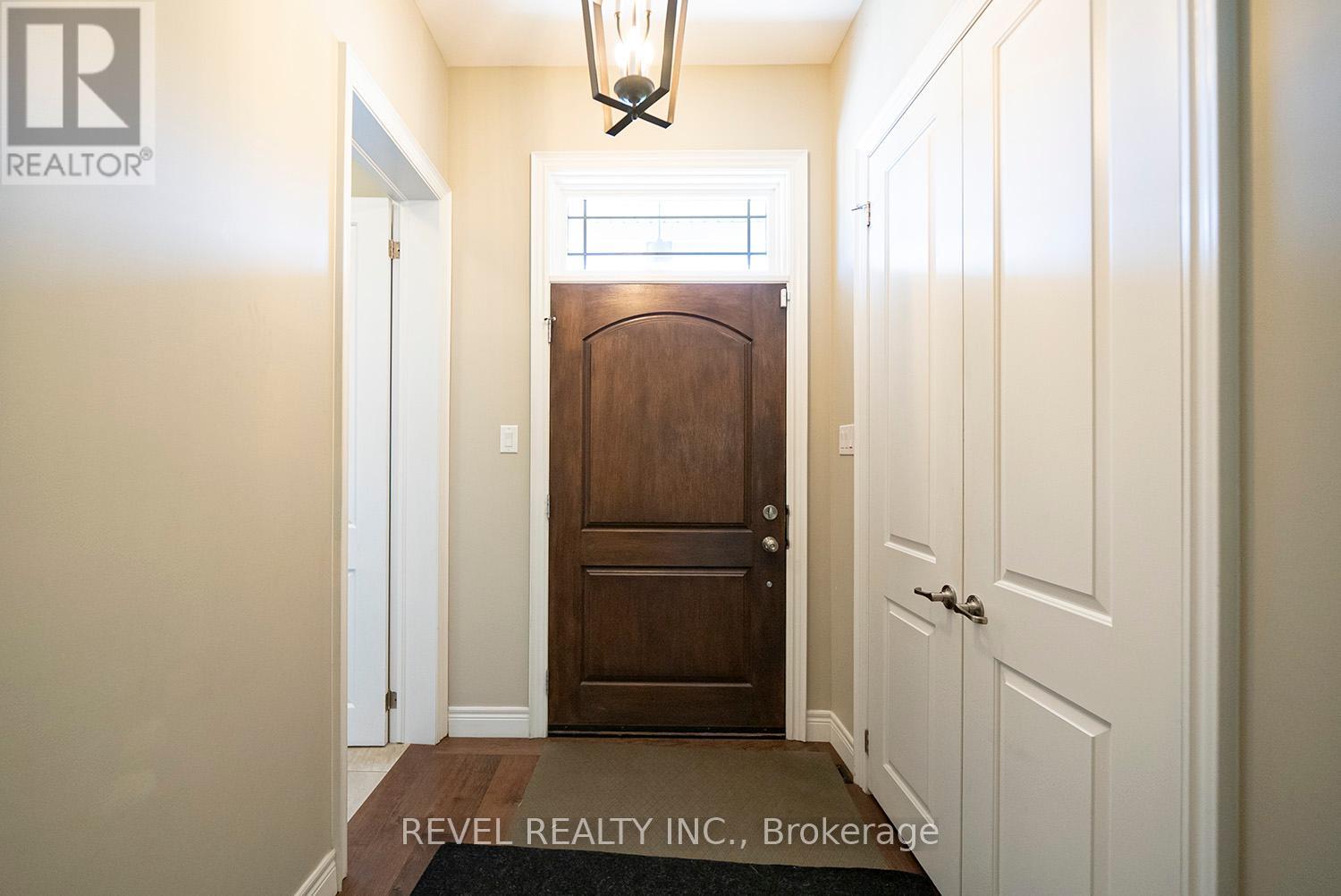 Photo 16 of 2 158 Willow Street, Brant ON
