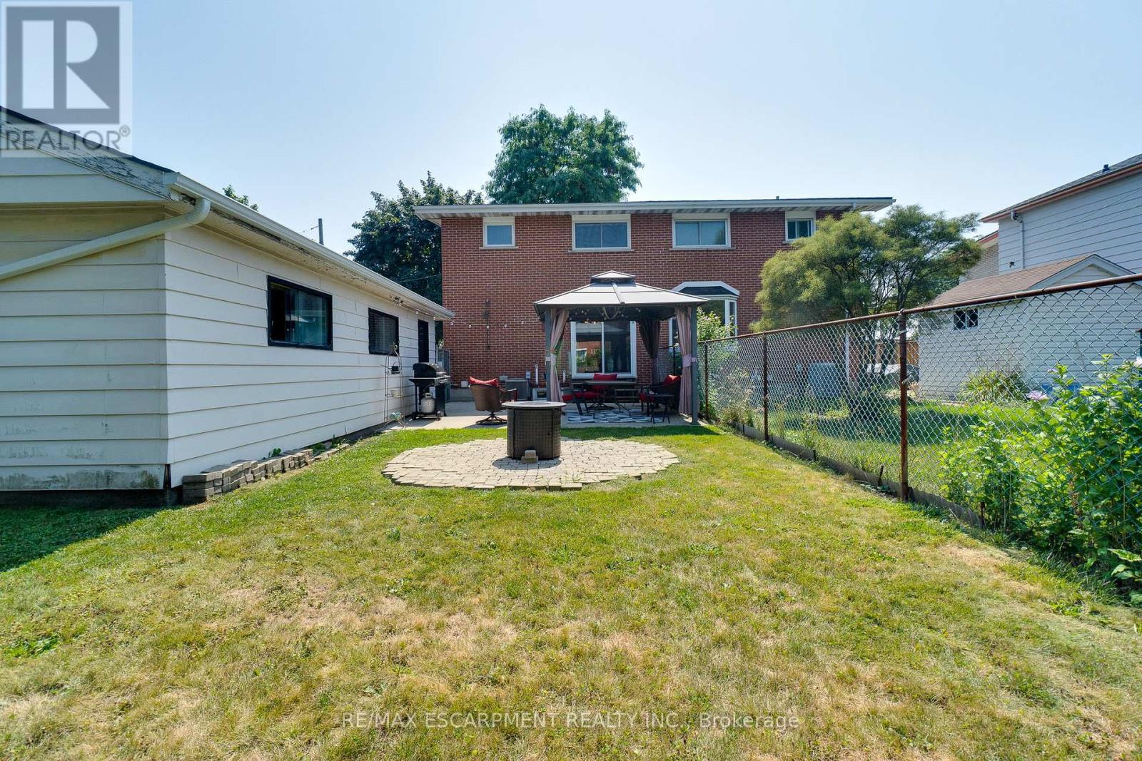Photo 34 of 17 Ronaldshay Avenue, Hamilton ON