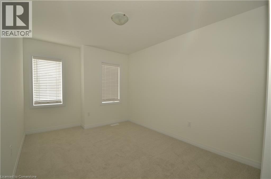 Photo 6 of 10 Heritage Way, Thorold ON
