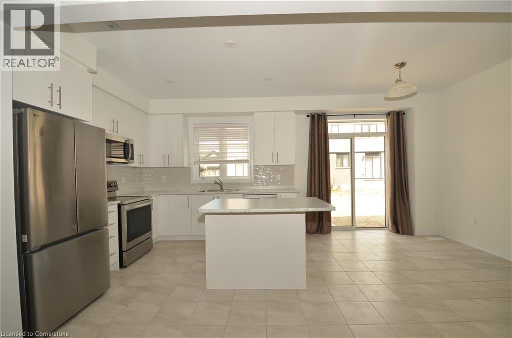 Photo 15 of 10 Heritage Way, Thorold ON