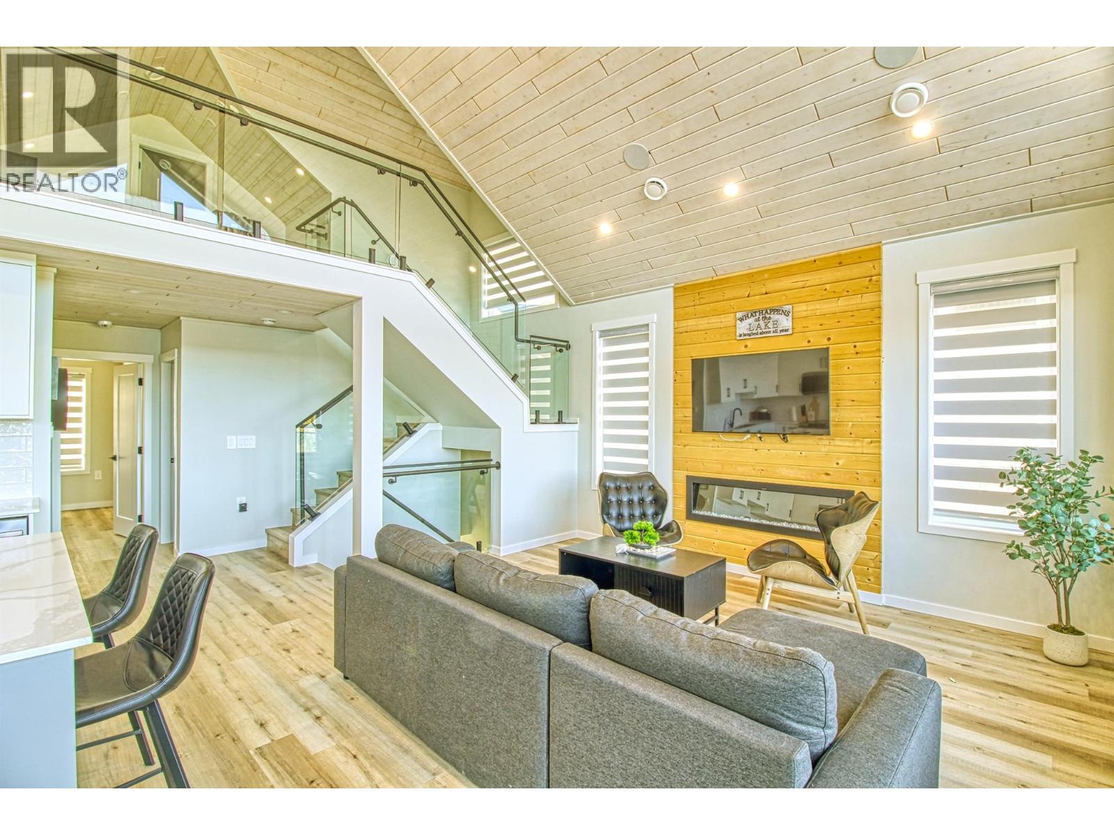 243 6725 La Palma Loop, Kelowna